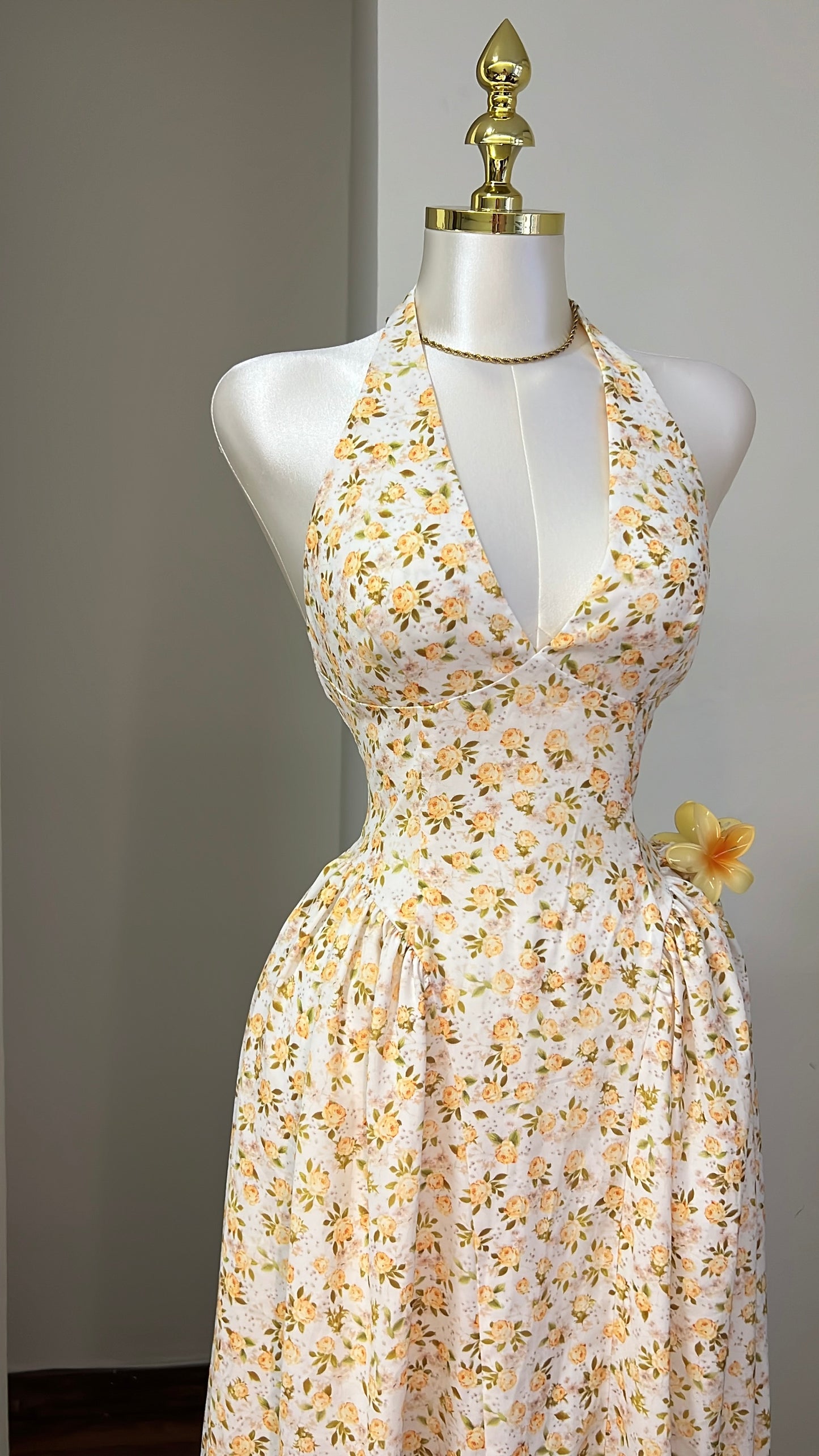 ÉLARA Maxi Dress