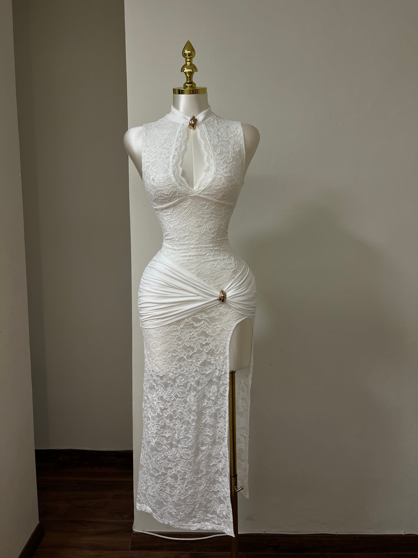 Swan Lace Maxi Dress