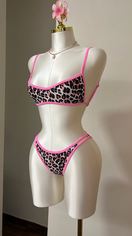 Pretty Leopard Swimwear