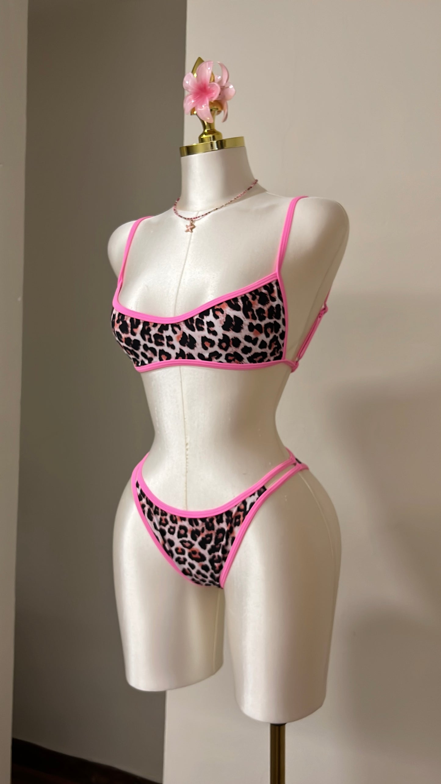 Pretty Leopard Swimwear