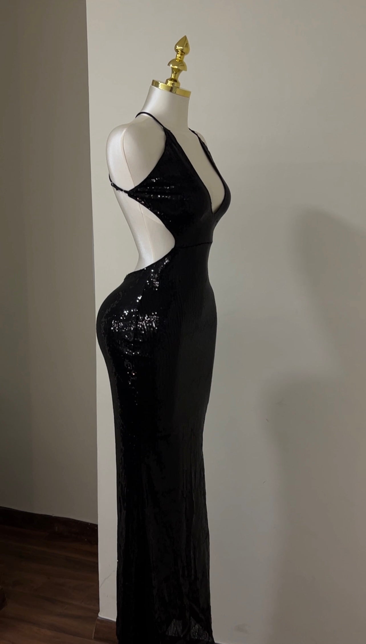 Glamour Night Black Maxi Dress