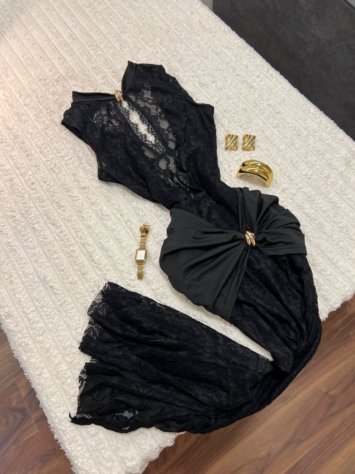 A Midnight Lace